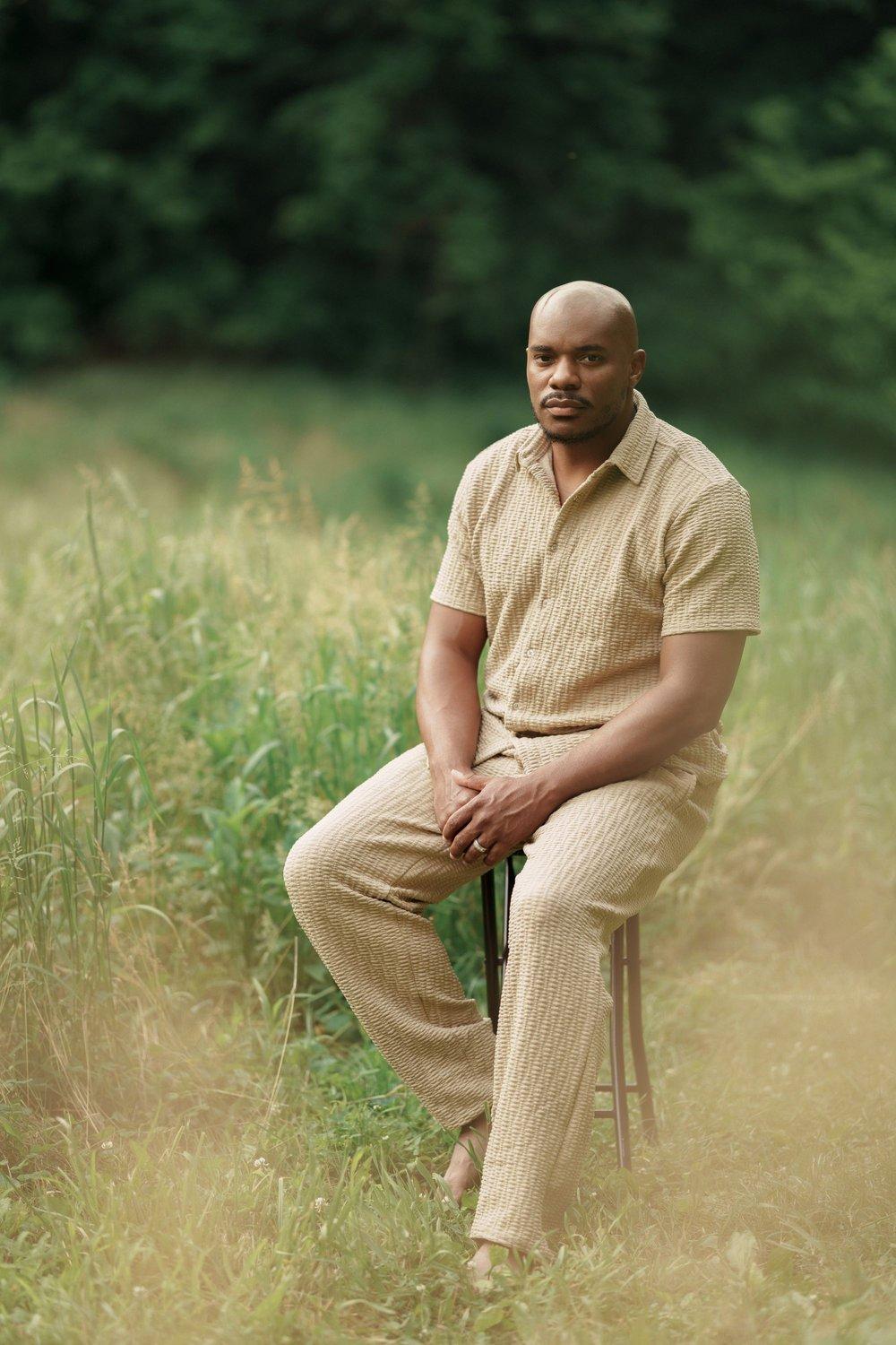 carousel-hero-element image-1